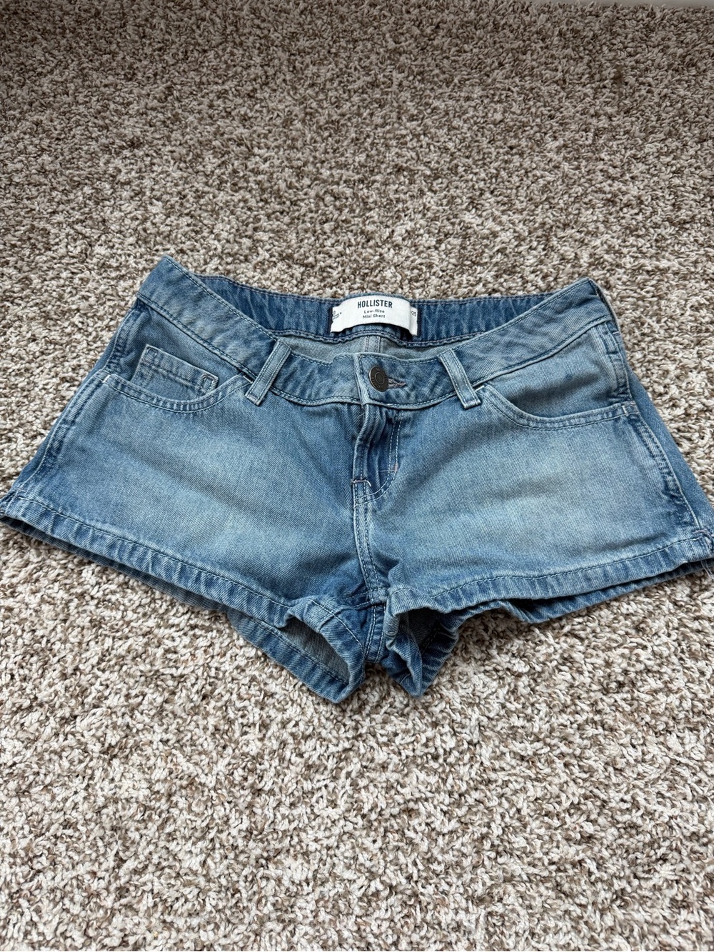 Hollister Low Rise Shortie Blue Denim Jean Shorts Size 0 or 25